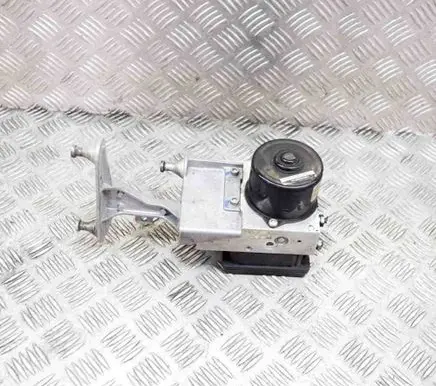 Mercedes-Benz C W203 ABS Pump 00402282D0 10020404744