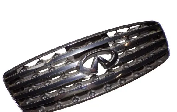 Infiniti FX Front grill 62310CG000