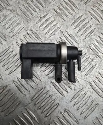 Audi A6 S6 C5 4B Turbo solenoid valve 059906627B 72290322