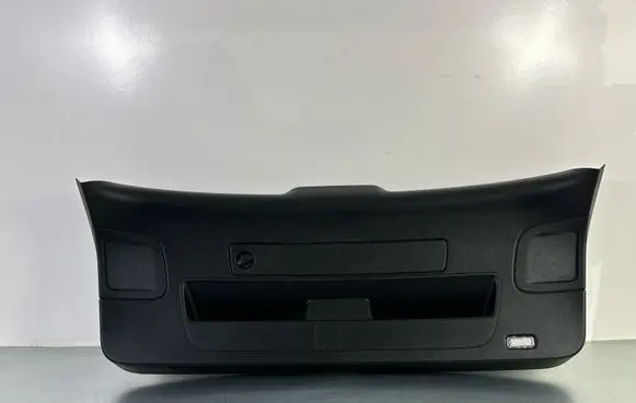 Audi A6 S6 C7 4G Tailgate trim 4G9867979E