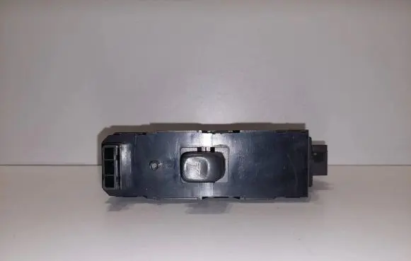 Volvo V70 Electric window control switch 30737519