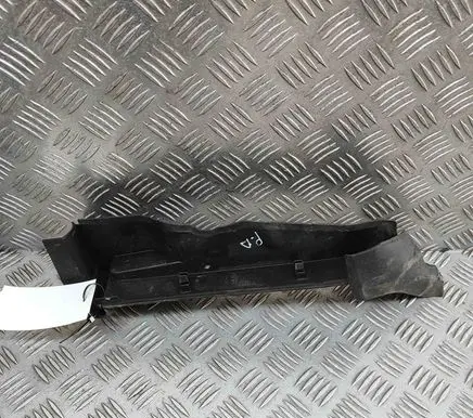 Audi Q7 4M Fender end trim 4M0821170C