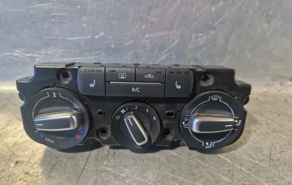 Volkswagen Jetta VI Climate control unit 5C0820047C 901519070007 00000002869656
