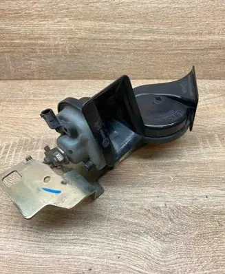 BMW 5 E60 E61 Horn signal 6935709 6935987