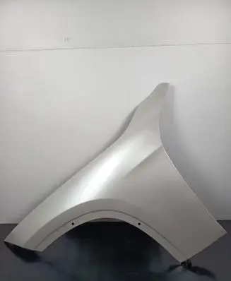 BMW X1 E84 Fender 41627332423 7332423