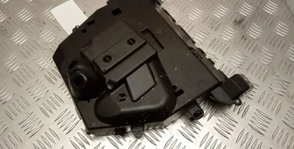 Volvo XC60 Other engine bay part 31450239