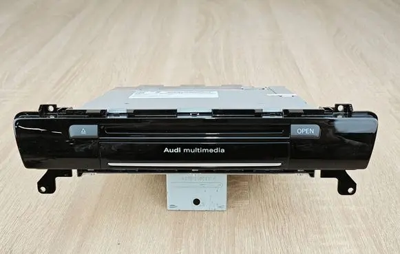 Audi A7 S7 4G Radio/CD/DVD/GPS head unit 4G1035051C