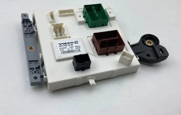 Volvo S60 Comfort/convenience module 32217422AE 10201889 32217422