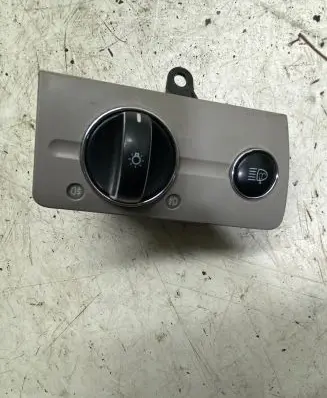 Mercedes-Benz E W211 Light switch 2115450104 7217Q04 04056003