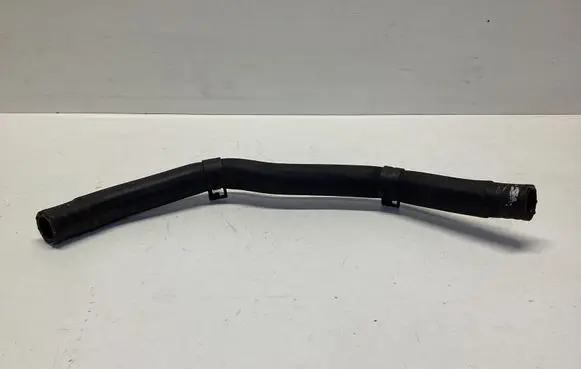 Toyota Avensis T270 Engine coolant pipe/hose