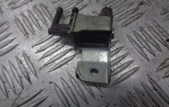 Suzuki Alto Vacuum valve K5T46783