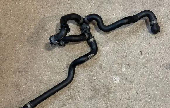 Mercedes-Benz GLE W167 Engine coolant pipe/hose A1675015603