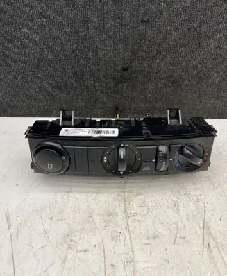 Volkswagen Crafter Climate control unit E2481002