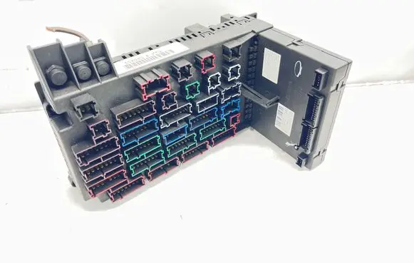 Mercedes-Benz ML W163 Fuse module 1635450016