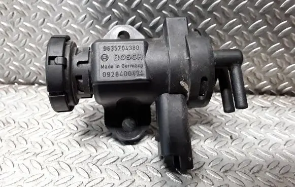 Peugeot 607 Turbo solenoid valve 9635704380