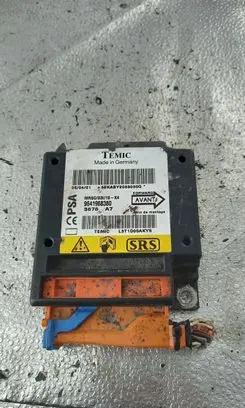 Citroen C5 Airbag deployment crash/impact sensor