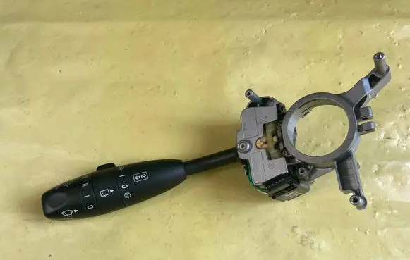 Mercedes-Benz B W245 Indicator stalk A1695450210