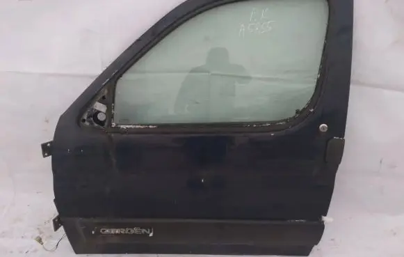Citroen Berlingo Front door melyna