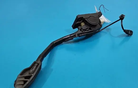 Peugeot 407 Accelerator throttle pedal F00C3E2429 IMPRK1585647