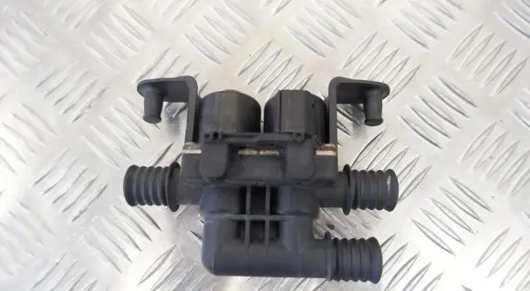 BMW X5 E70 Coolant heater control valve 6910544