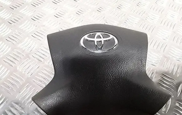 Steering wheel airbag