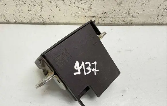 Volkswagen PASSAT B7 Tailgate/trunk/boot lock/catch/latch 5K0827505A
