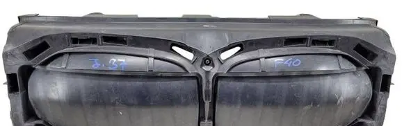 BMW 1 F40 Front grill 5a23eb3