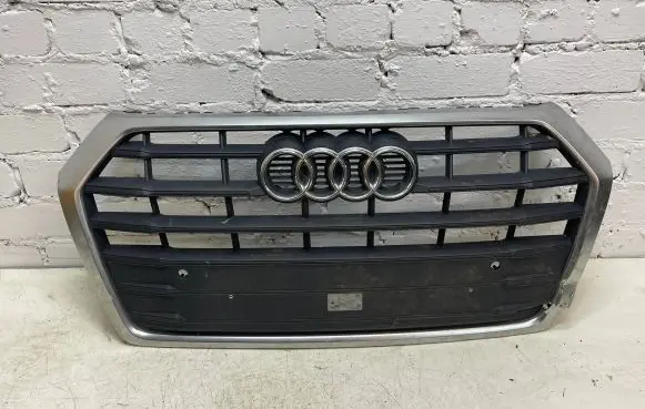 Audi Q5 SQ5 Front bumper upper radiator grill 80A853651A 80A853651 80A853651B