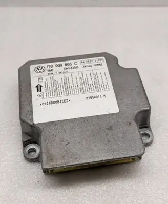 Volkswagen Golf V Airbag control unit/module 1T0909605C 09H025S1500 0038BD0B4EEZ