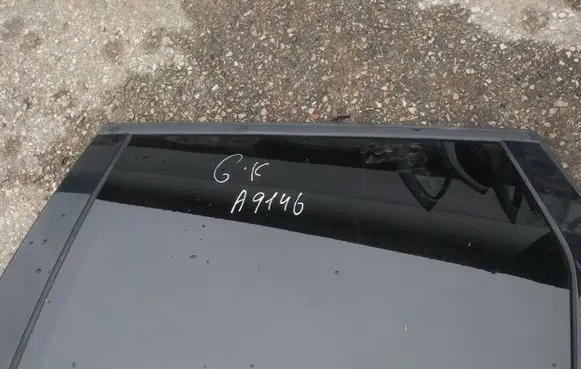 Volvo XC60 Rear door window glass as2