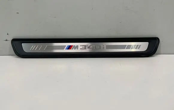 BMW 3 G20 G21 Front sill trim cover 8079724
