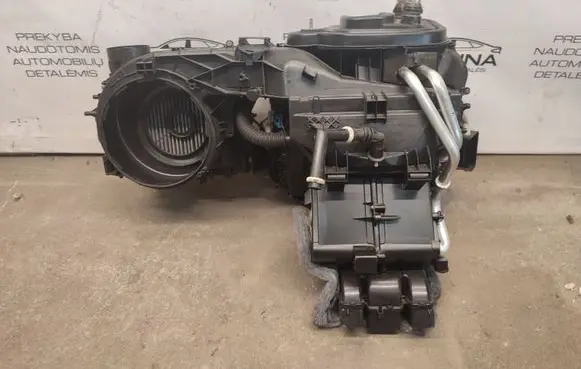 Skoda Octavia Mk3 (5E) Interior heater climate box assembly 