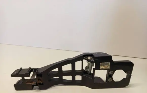 Jeep Grand Cherokee Front door exterior handle/bracket 45811000 04589887AD