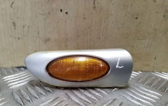 Opel Vectra B Front fender indicator light