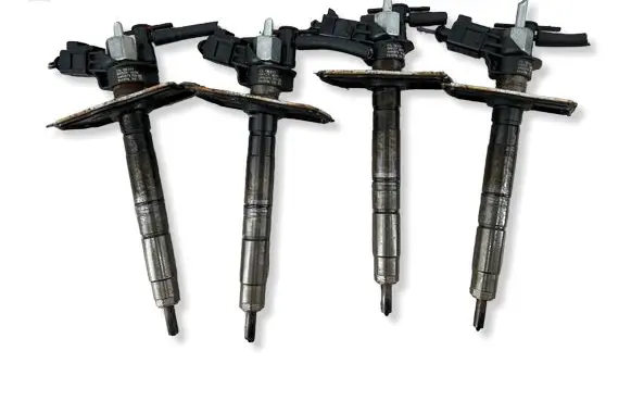 Volkswagen PASSAT B7 Fuel injectors set 0445116030 03L130277 080529