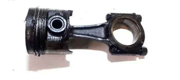 Piston with connecting rod