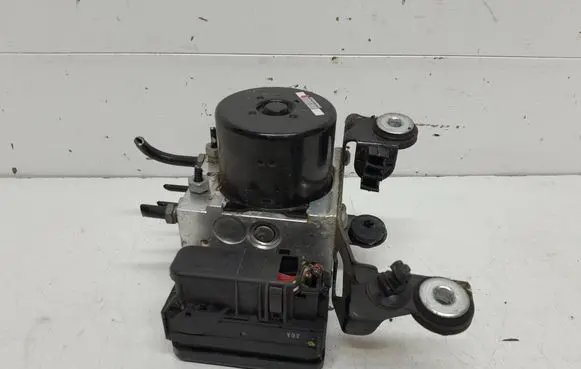Volvo V60 ABS Pump P31329137 31329137