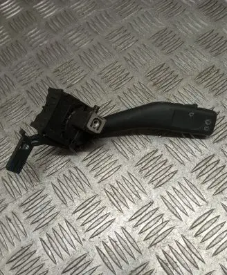Skoda Octavia Mk2 (1Z) Wiper control stalk 1K0953519