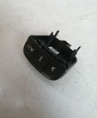 Chevrolet Lacetti Steering wheel buttons/switches 4M15B
