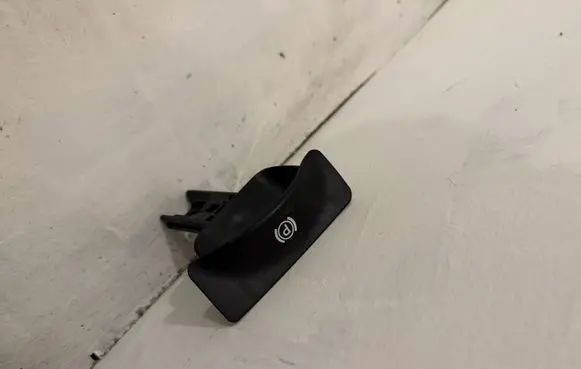 Mercedes-Benz E W211 Hand brake release handle 2114270020