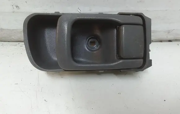 Nissan Navara D22 Front door interior handle