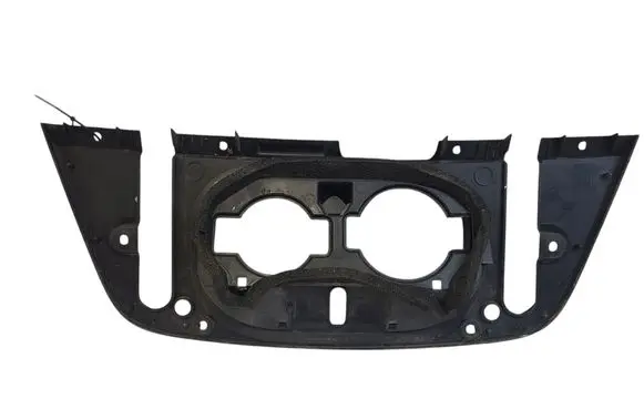 Nissan Leaf II (ZE1) Electric car charge socket cover 657305SH0A