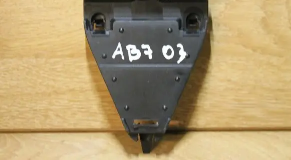 Audi A4 S4 B7 8E 8H Hazard Warning Triangle Mounting Bracket 8E5860285A