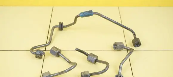 Mini One - Cooper F56 F55 Fuel injector supply line/pipe B37C15A