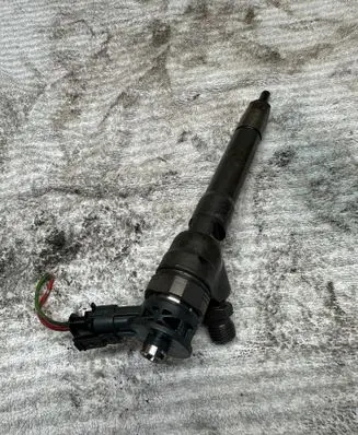 Fuel injector