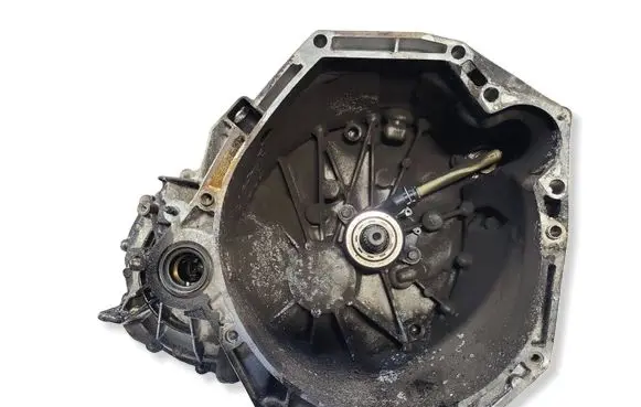 Nissan Qashqai Manual 5 speed gearbox TL4A113 TL4113 S047819