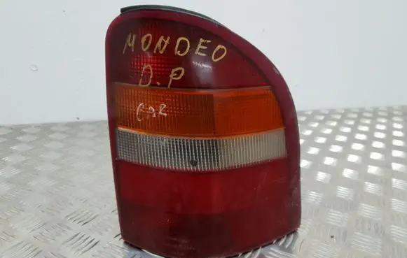Ford Mondeo MK II Rear/tail lights 93BG13N004