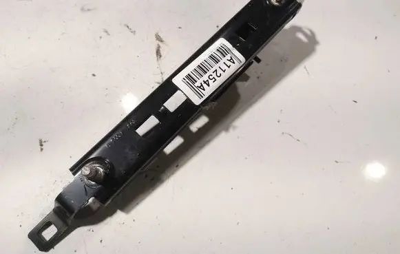 Opel Zafira A Seat belt adjustment rail 090560650