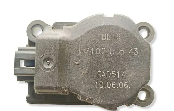 Audi A4 S4 B5 8D Air flap motor/actuator H7102U EAD514 100606