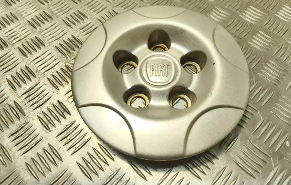 Fiat Doblo R16 wheel hub/cap/trim 51810479